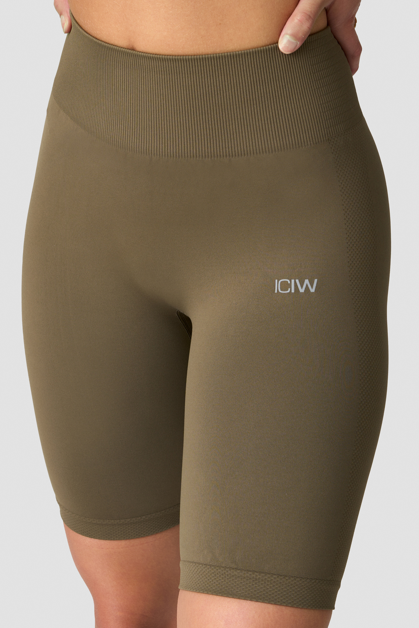 Define Seamless Biker Shorts Wmn Dark Sand - image 3