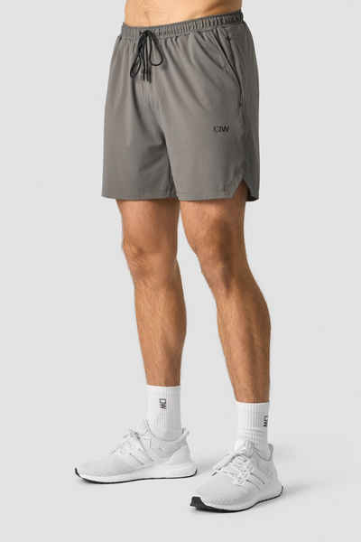 Stride Shorts Men Grey - undefined