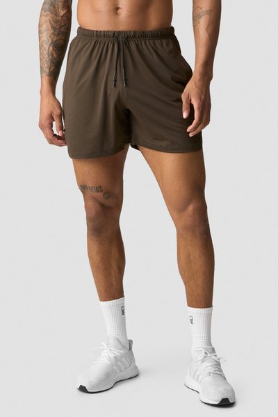 Stride Shorts Men Smokey Brown - undefined