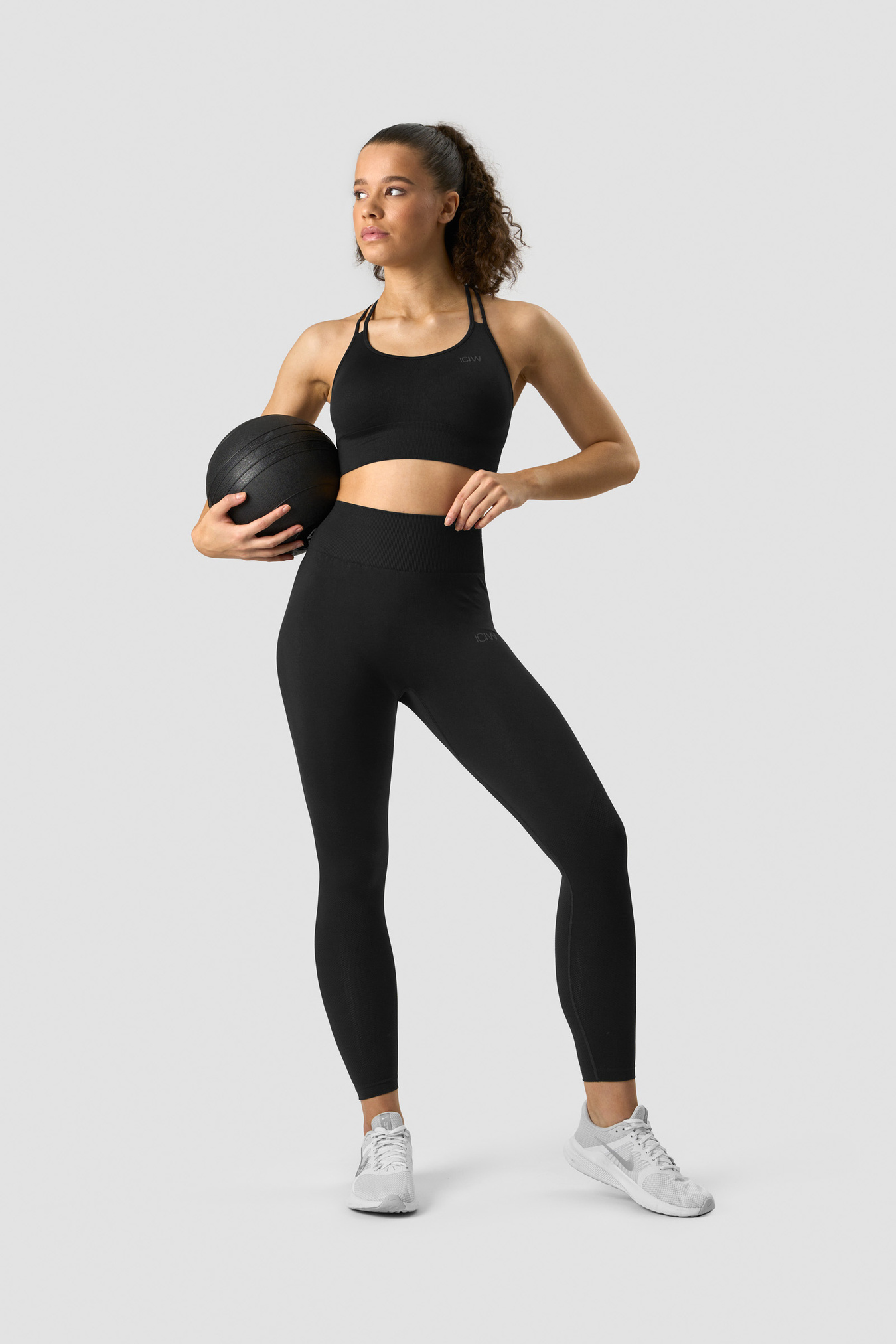 Define Seamless Sports Bra Black/Black - image 5