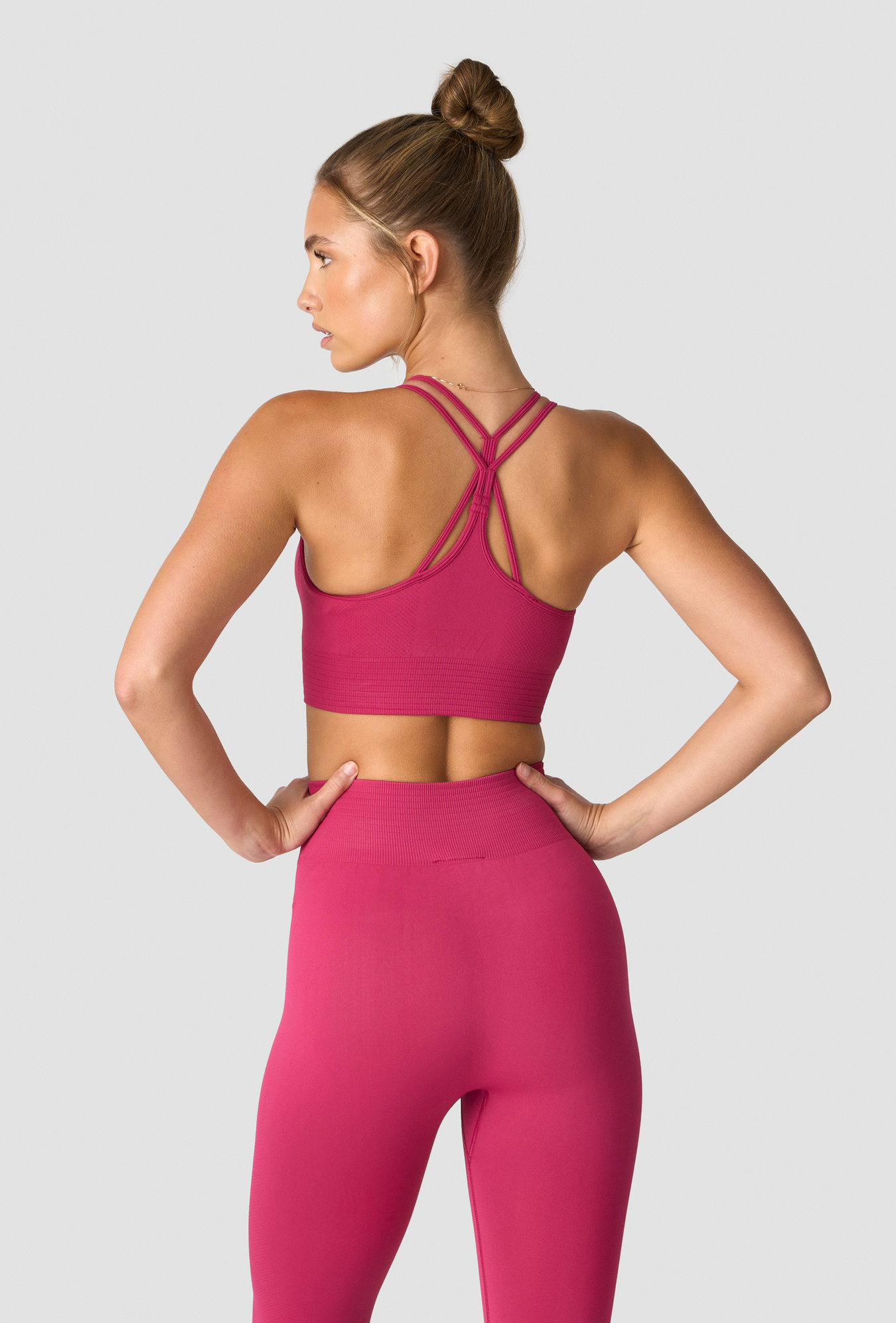 Define Seamless Sports Bra Dark Pink - image 4