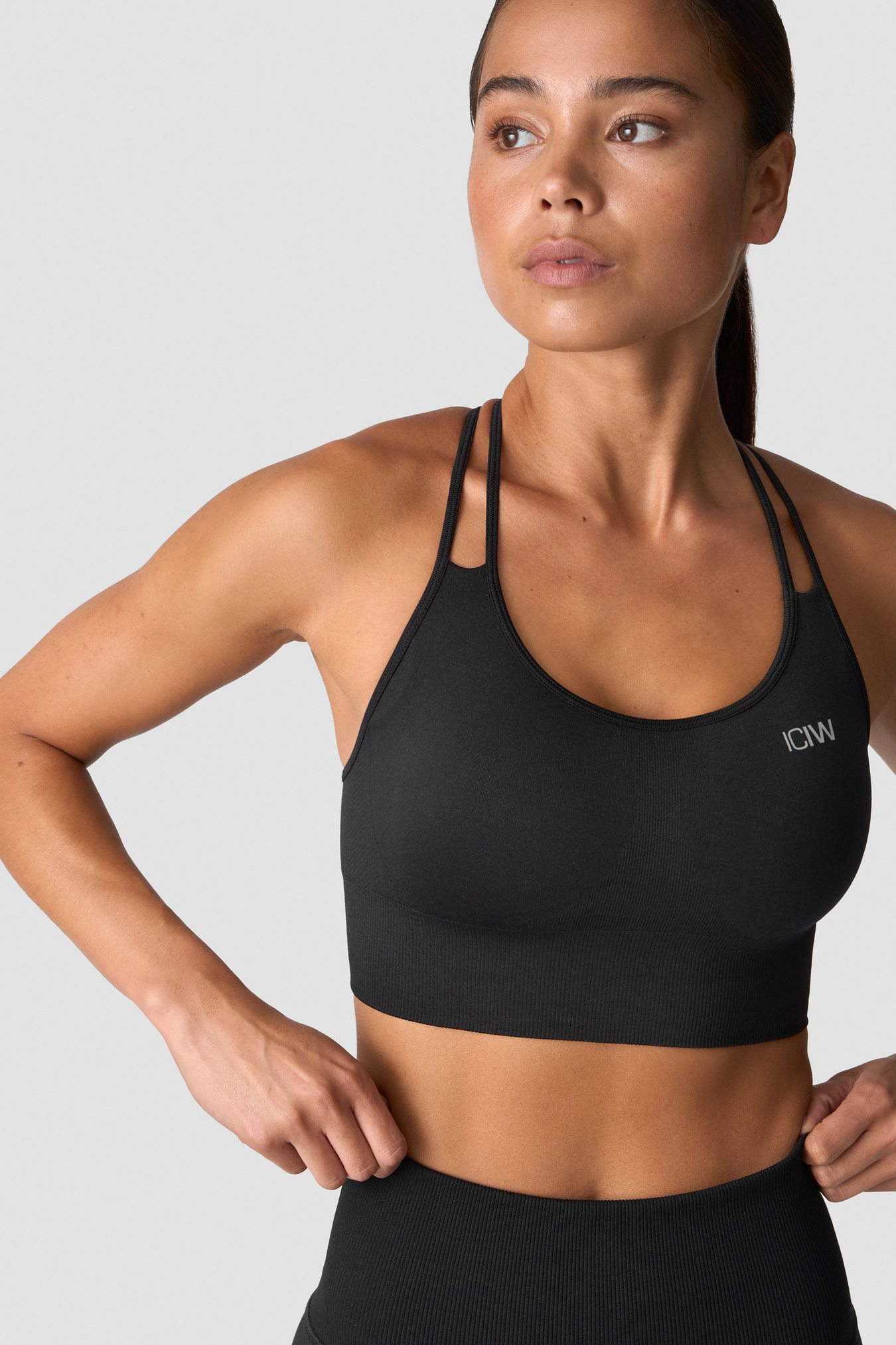 Define Seamless Sports Bra Black - image 3