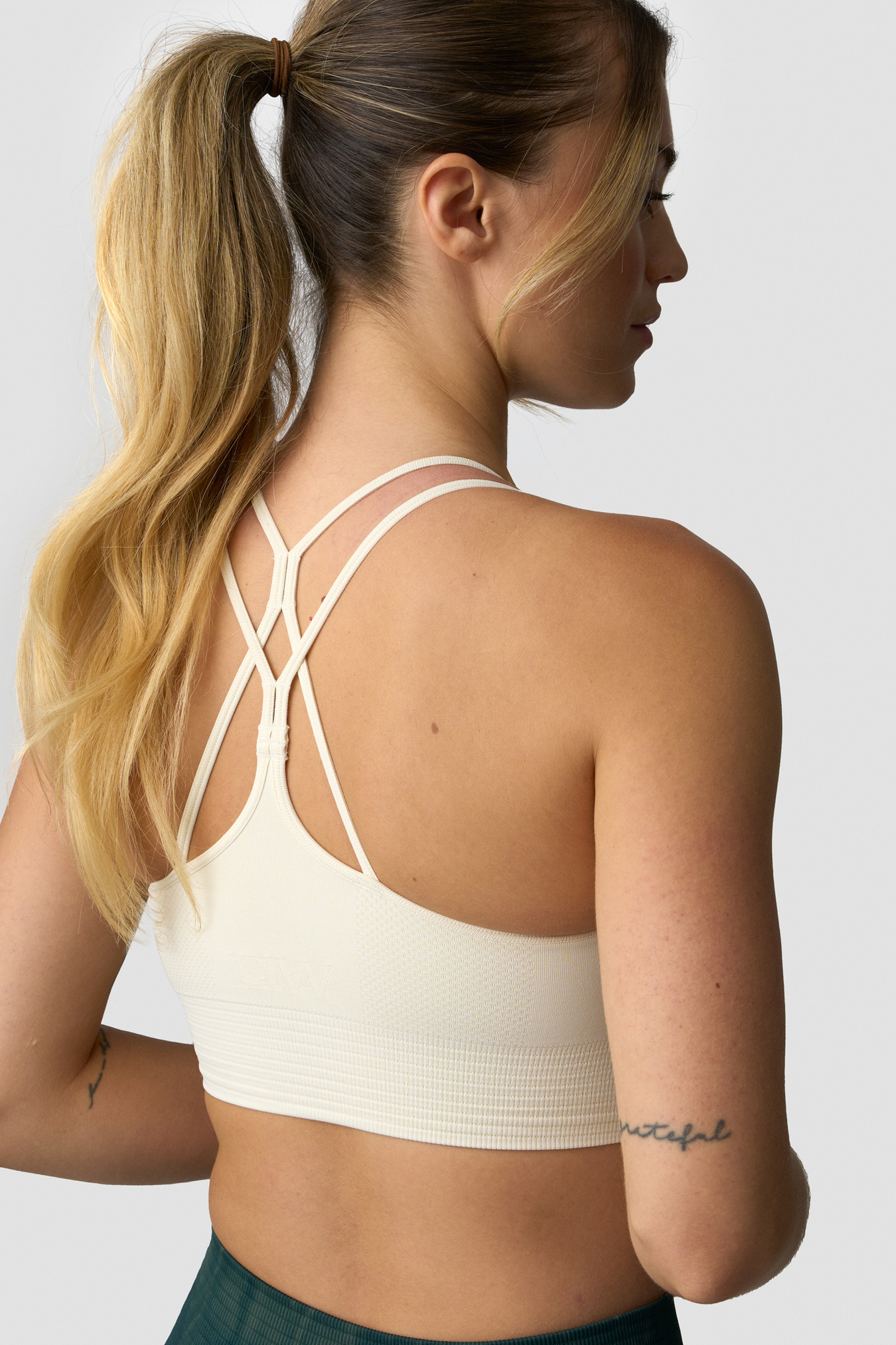 Define Seamless Sports Bra  Ivory - image 2