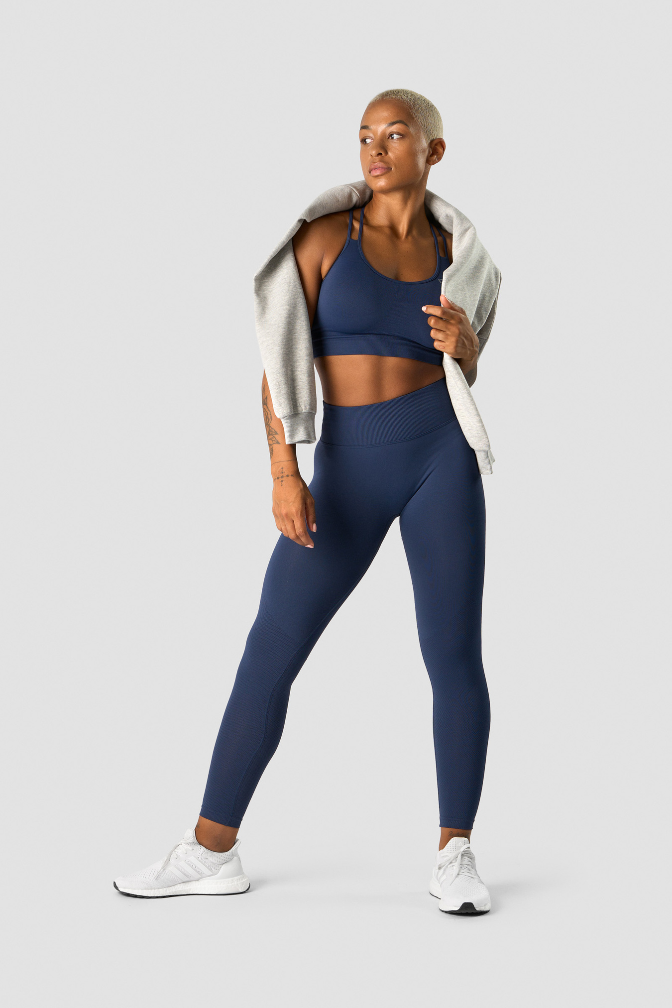 Define Seamless Sports Bra Navy - image 4