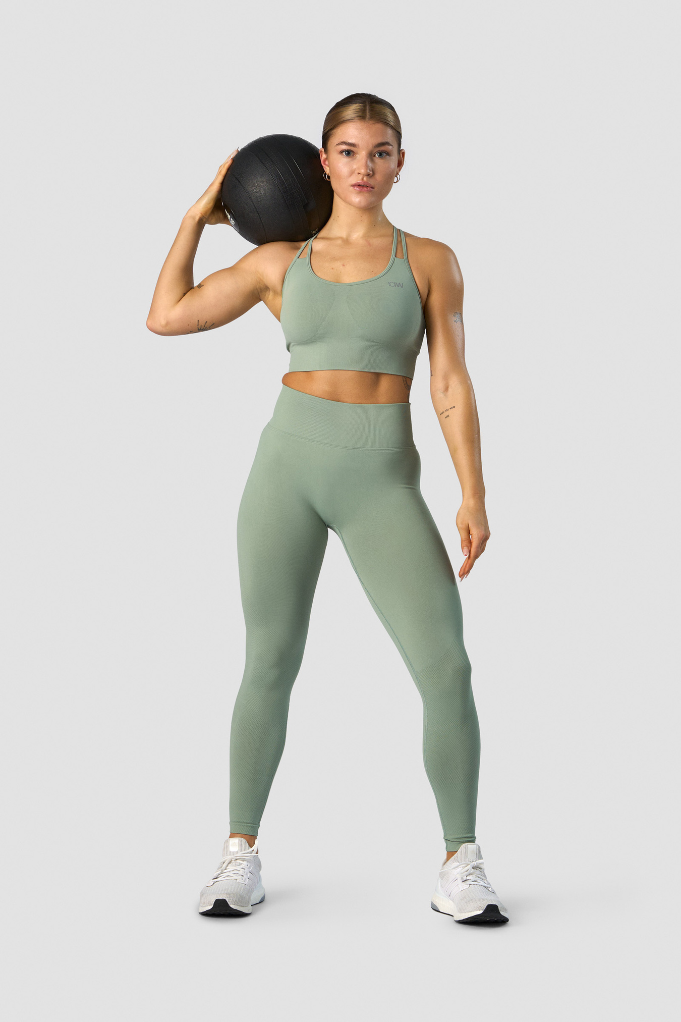 Define Seamless Sports Bra Light Sage Green - image 5
