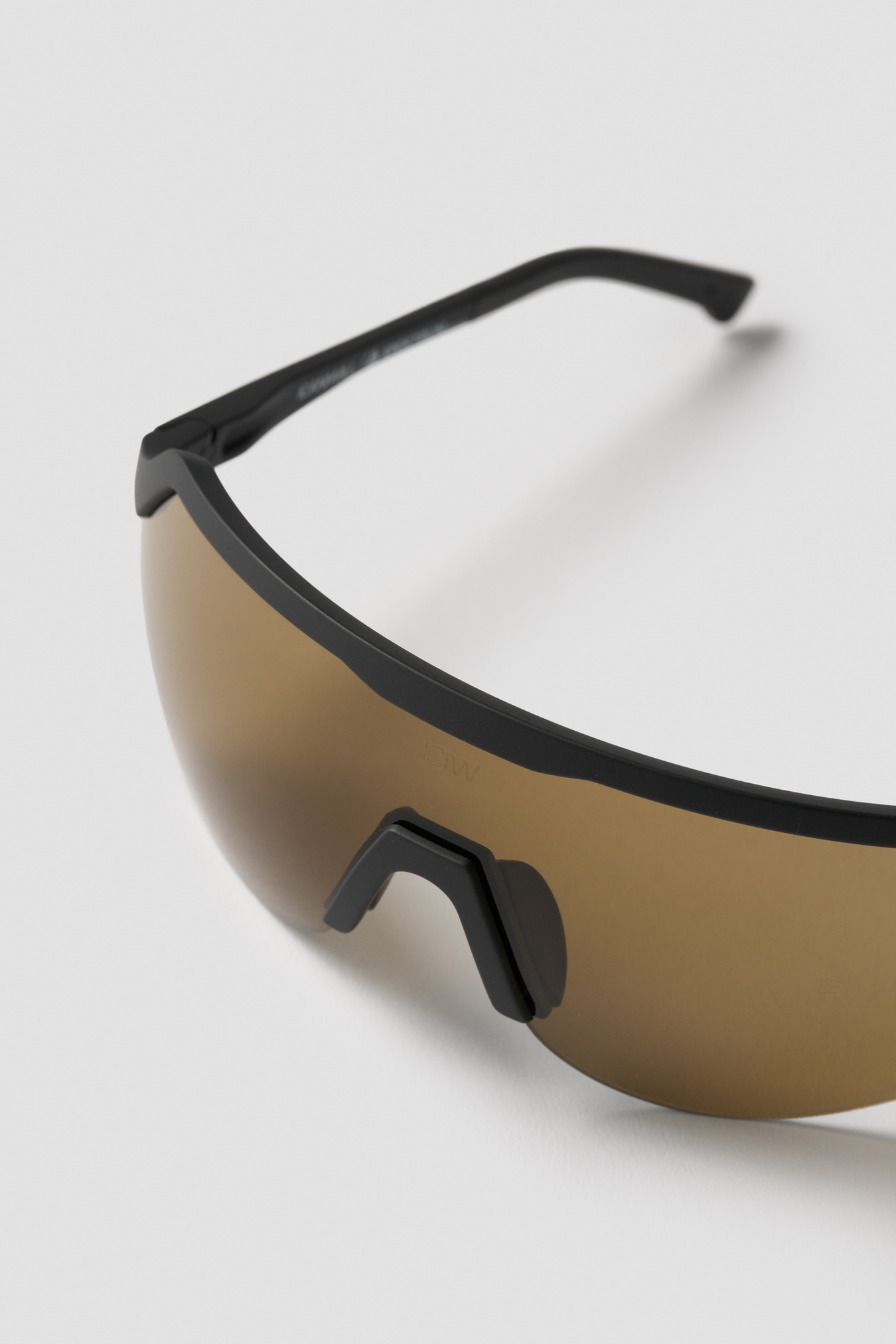 ICIW Sports Glasses 1 Gold - image 2