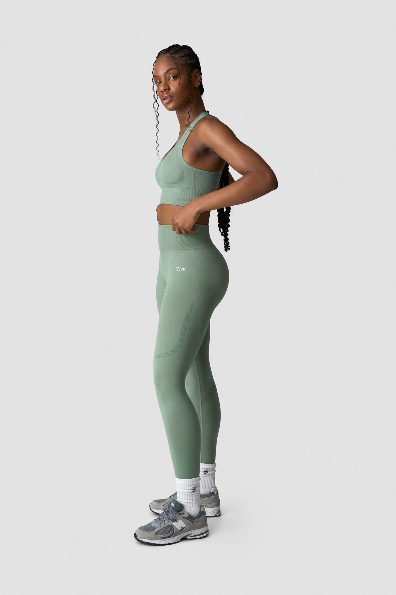 Divine Seamless Tights Wmn Light Moss - image 5