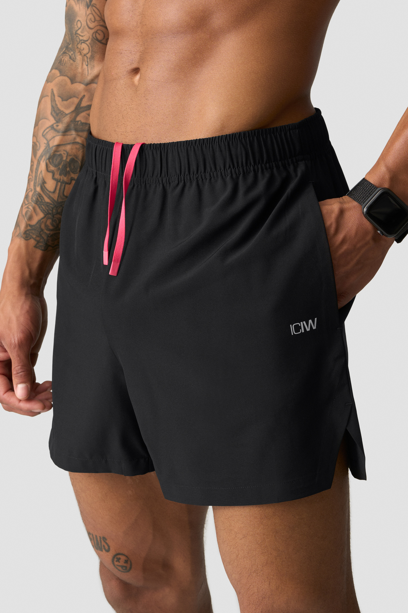 Essential Cardio 5'' Shorts Black - image 4